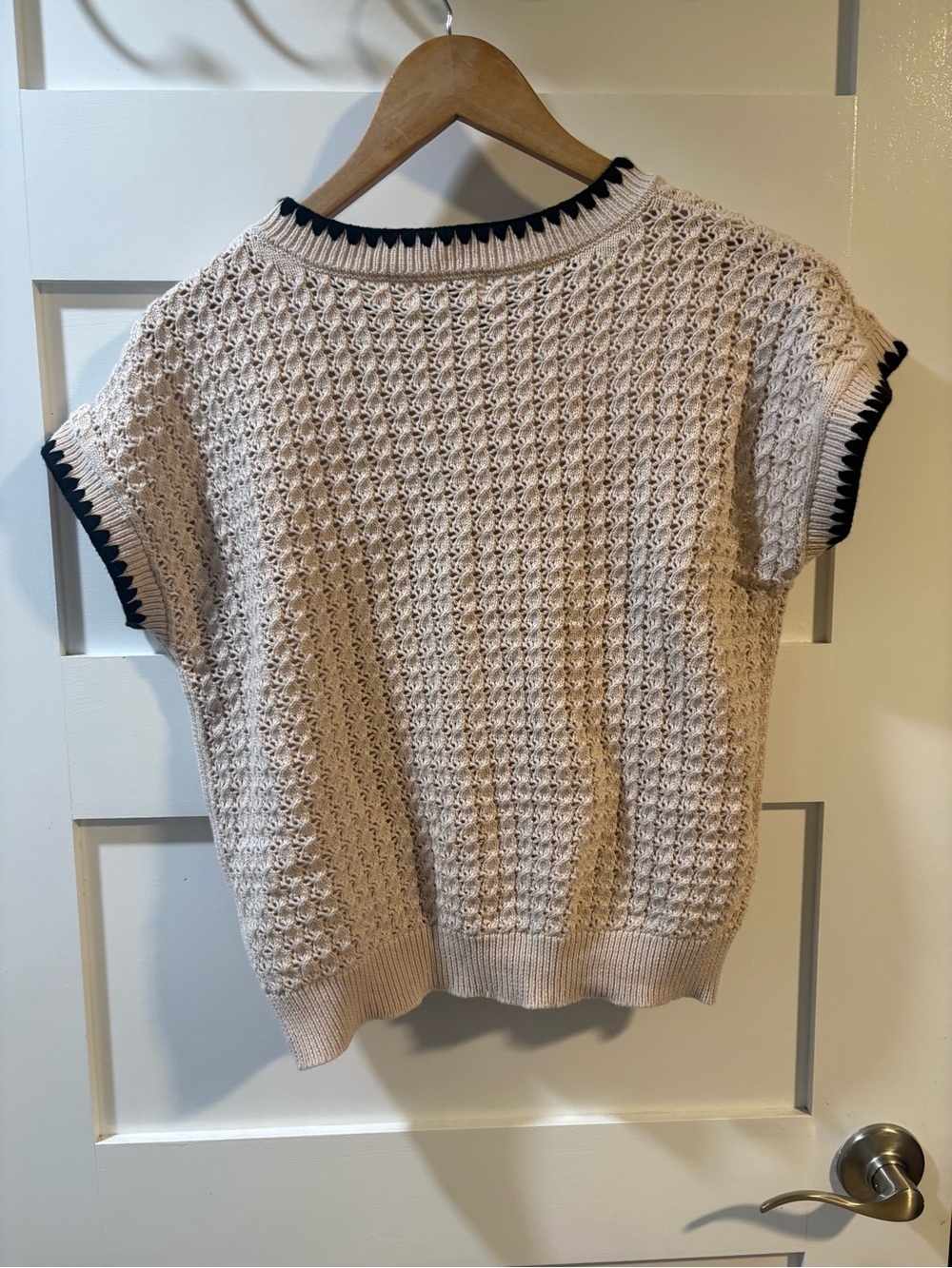 The Workshop Women’s Small Crochet Open Knit Sweater Vest Cream Black - Picture 3 of 5